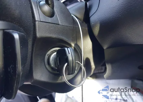 2013 Ford Focus Se z USA, uszkodzony, nr VIN 1FADP3F23DL249264